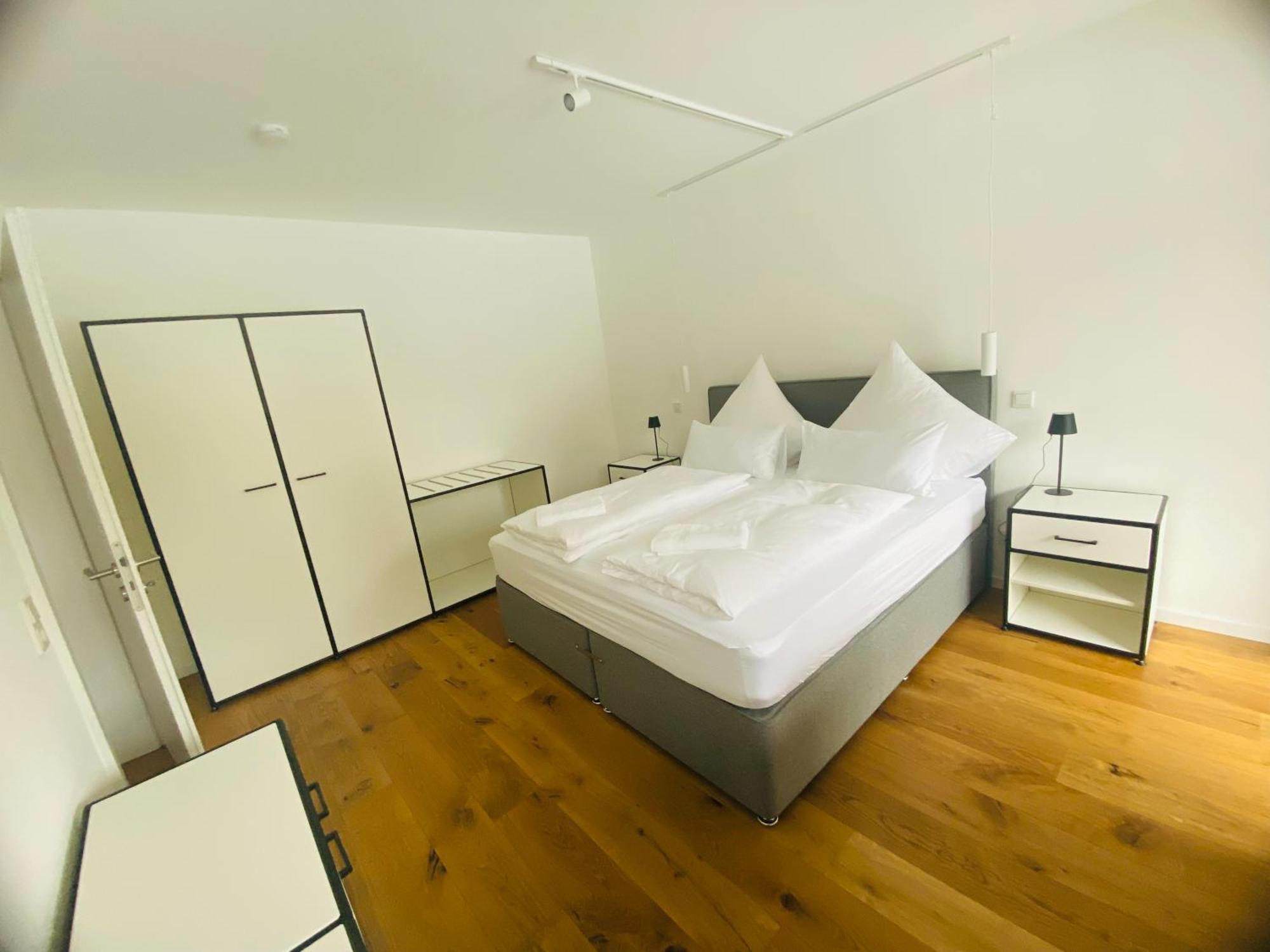 Altes Kelterhaus & Plein Hotel By Markus Plein Wintrich Ngoại thất bức ảnh